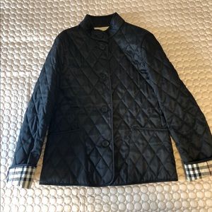 LIKE NEW BURBERRY QUILTED JACKET